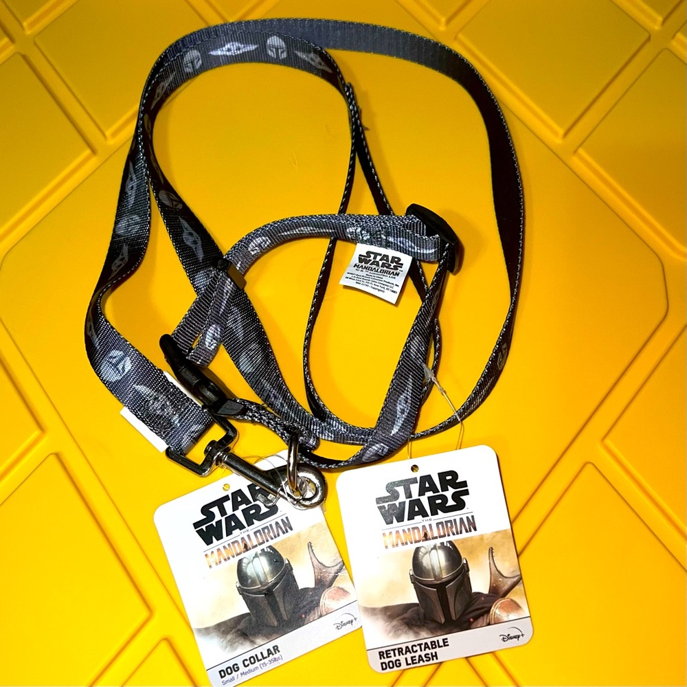 The Mandalorian (S - M) Dog Collar and Dog Leash